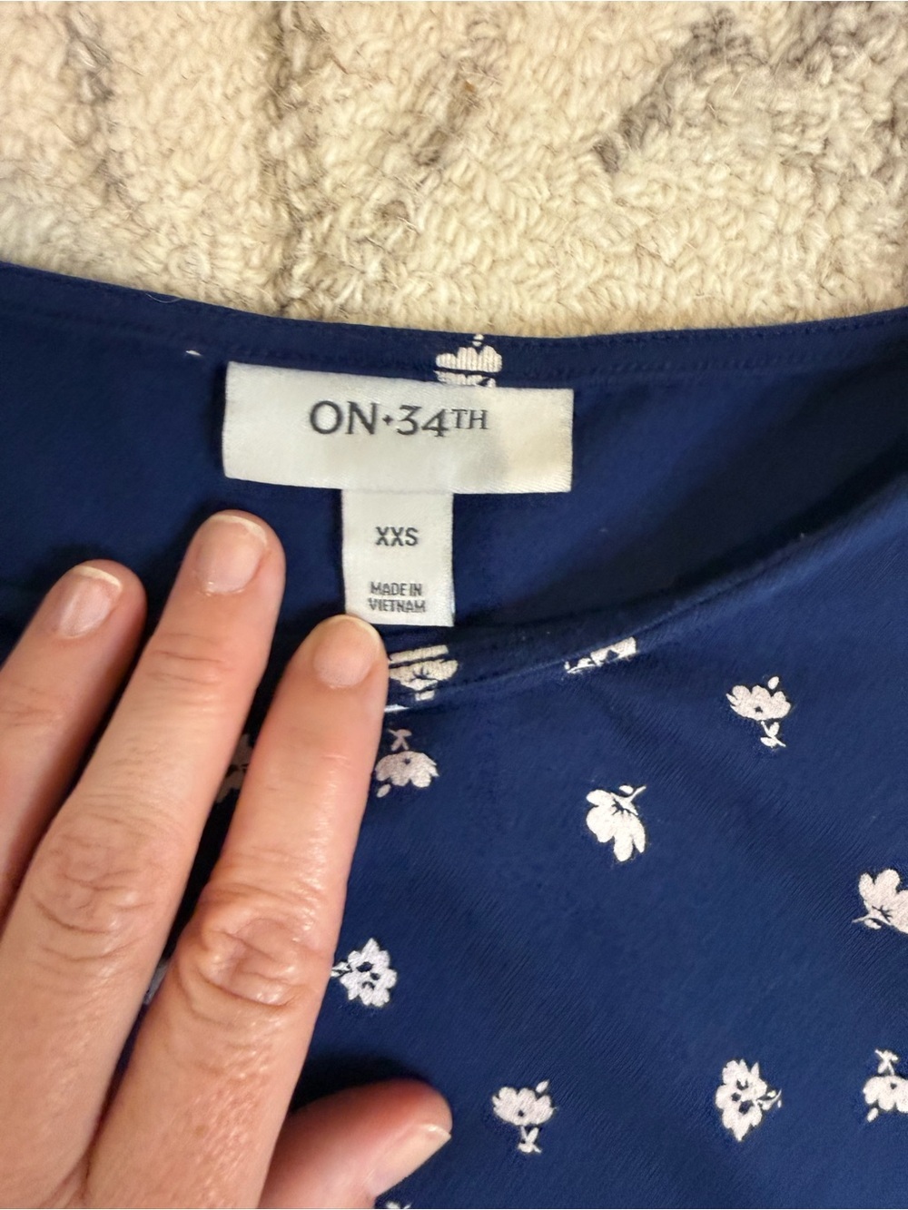 ON 34TH Navy Floral Side Tie Midi Dress XXS | Like New - Picture 5 of 6
